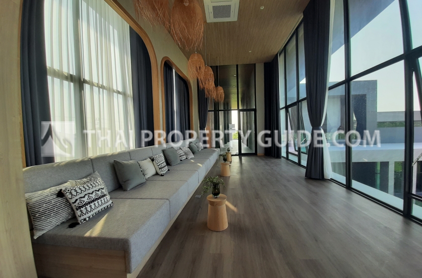 House with Shared Pool in Bangnatrad 